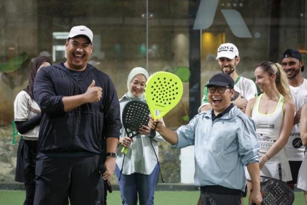 Apresiasi Padel Kali Bos, Menpora: Cak Imin Jago Smash