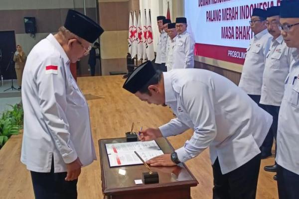 Ketua PMI Jatim Kukuhkan Pengurus dan Dewan Kehormatan PMI Probolinggo