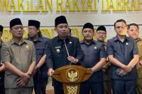 BBM Langka, Pemkab Jember Terapkan Belajar di Rumah dan WFH