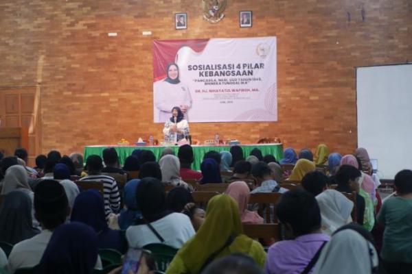 Amanat UUD, Nduk Nik Ajak Masyarakat Situbondo Jaga Kelestarian Lingkungan