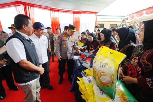 Kapolri Ungkap Polri Sudah Distribusikan 310,25 Ton Beras SPHP