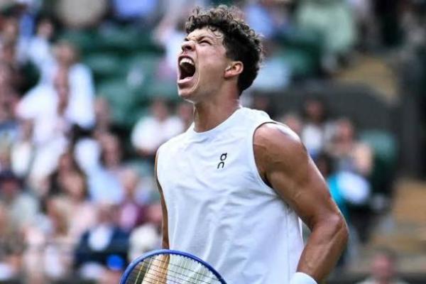 Ben Shelton Raih Gelar ATP Masters 1000 di Toronto Lewat Laga Sengit