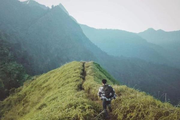 10 Destinasi Wisata Mojokerto, dari Situs Bersejarah hingga Alam Memesona