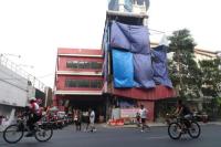 JPO Ikonik Siola Surabaya Dibongkar, Hadirkan Desain Baru untuk Spot Foto